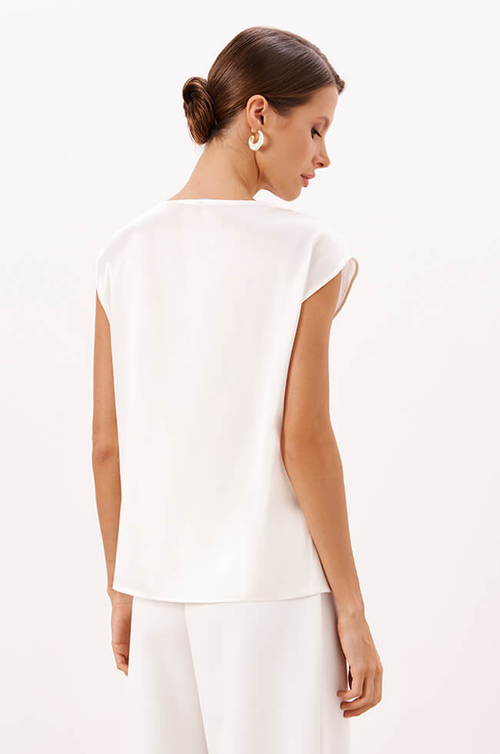 23300 Блузка женская (молочный с серебристой печатью)