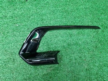 Накладка бампера правая Porsche Panamera 971 16-20