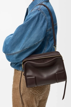 Loewe Маленькая сумка Amazona 180 из мягкой телячьей кожи, темно-каштановый