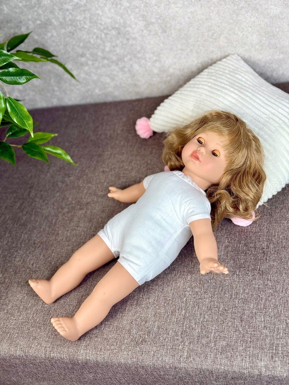 Кукла Marina and Pau 42cм TINA мягк.без одежды (M03)