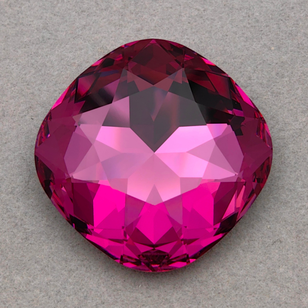 Swarovski 4487 Large Cushion Square FS, Fuchsia F