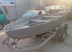 Алюминиевая моторно-гребная лодка RusBoat 36