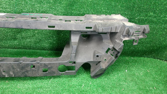 Кронштейн переднего бампера Mercedes GLE C292 (2015-2019)