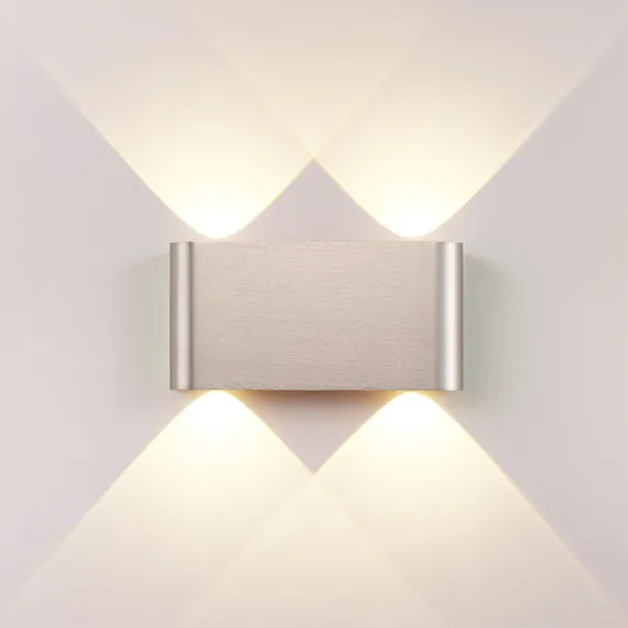 7106/4WL HIGHTECH ODL26 Настенный светильник матовый никель/металл IP20 LED 4W 3000K 220V MAGNUM