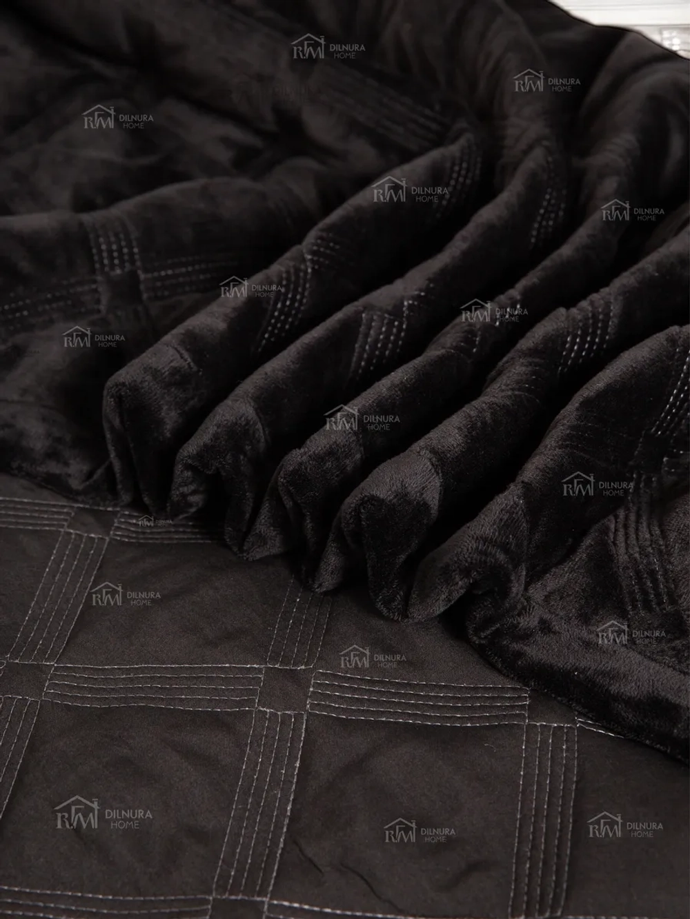 Покрывало 220х240 стеганое для кровати и дивана