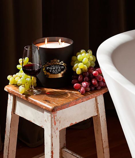 Рубиново красный, большая свеча Ruby Red, Castelbel Porto