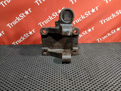 Кронштейн пневморессоры левый