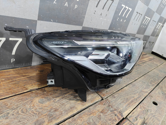 Фара правая LED Geely Emgrand 2 21-нв Б/У Оригинал 7051044900