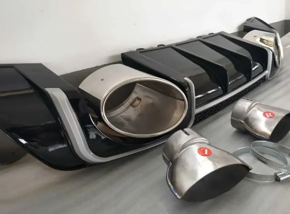 Обвес переделка в стиле TTRS для AUDI TT 2015-2017 Ауди