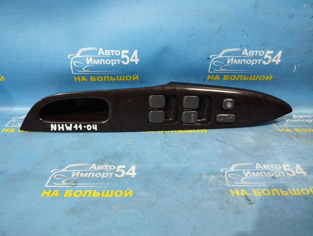 Блок управления стеклоподъемниками TOYOTA PRIUS 2002