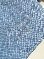 Louis Vuitton Porte Cartes Magnet