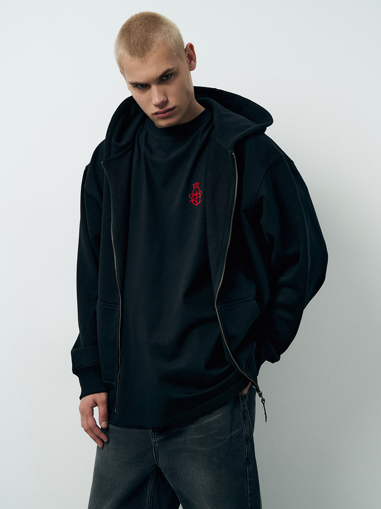 Худи на молнии "OTMA x BOZE"