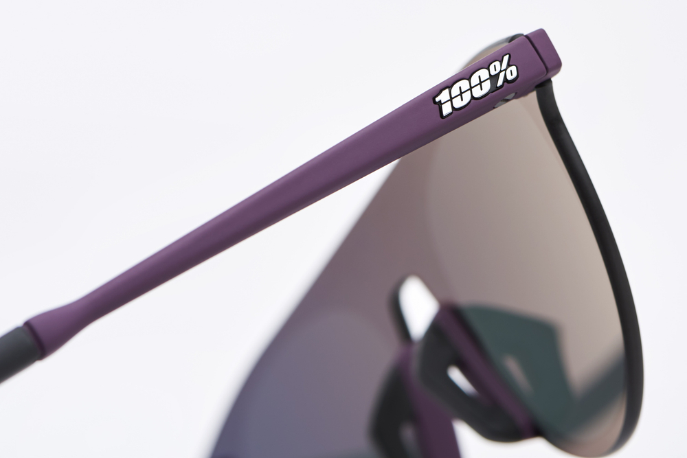 Спортивные очки 100% LEGERE COIL Soft Tact Deep Purple - Black Mirror Lens