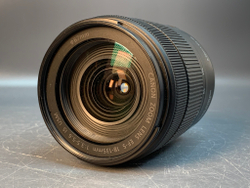 Canon EF-S 18-135mm 3.5-5.6 IS USM