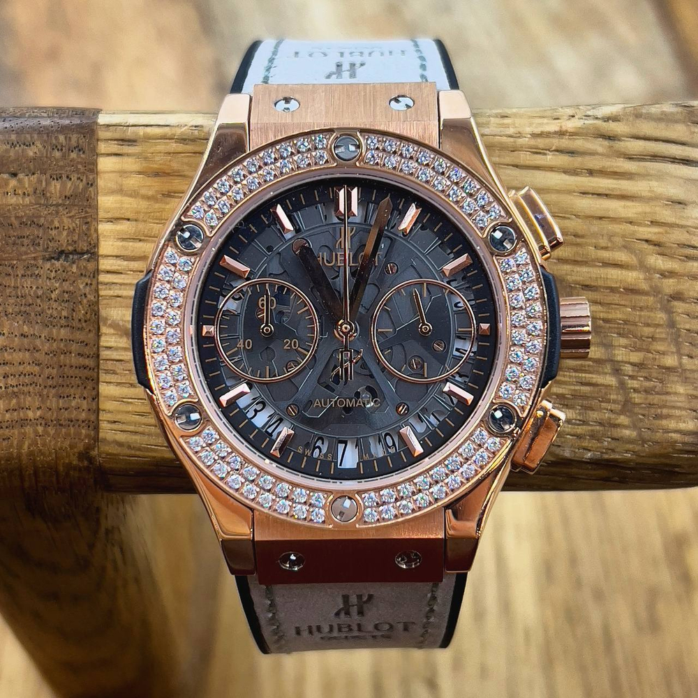 Часы Hublot