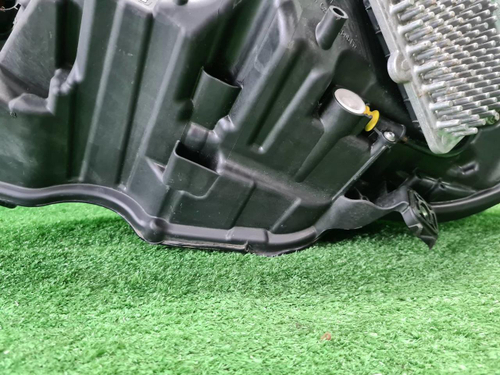 Фара правая Jaguar F-PACE (2020-н.в.) LED