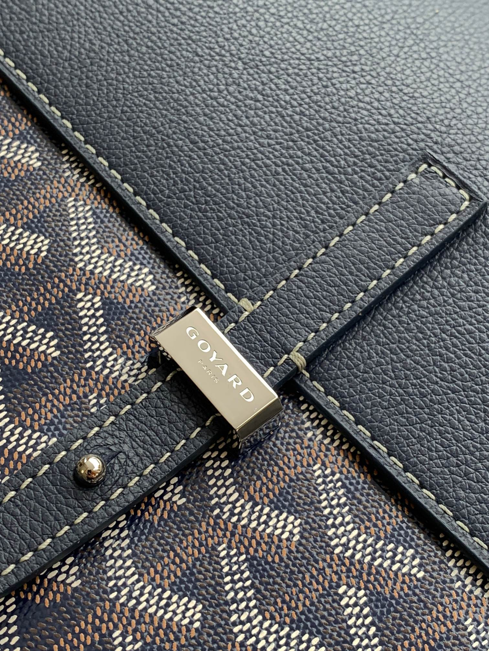 Goyard Coursier Messenger Bag 32 cm