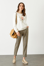 22714 Джемпер женский (молочный)