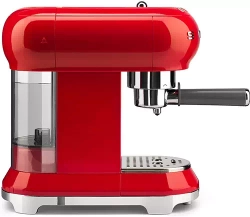 Кофеварка рожковая Smeg ECF01RDEU