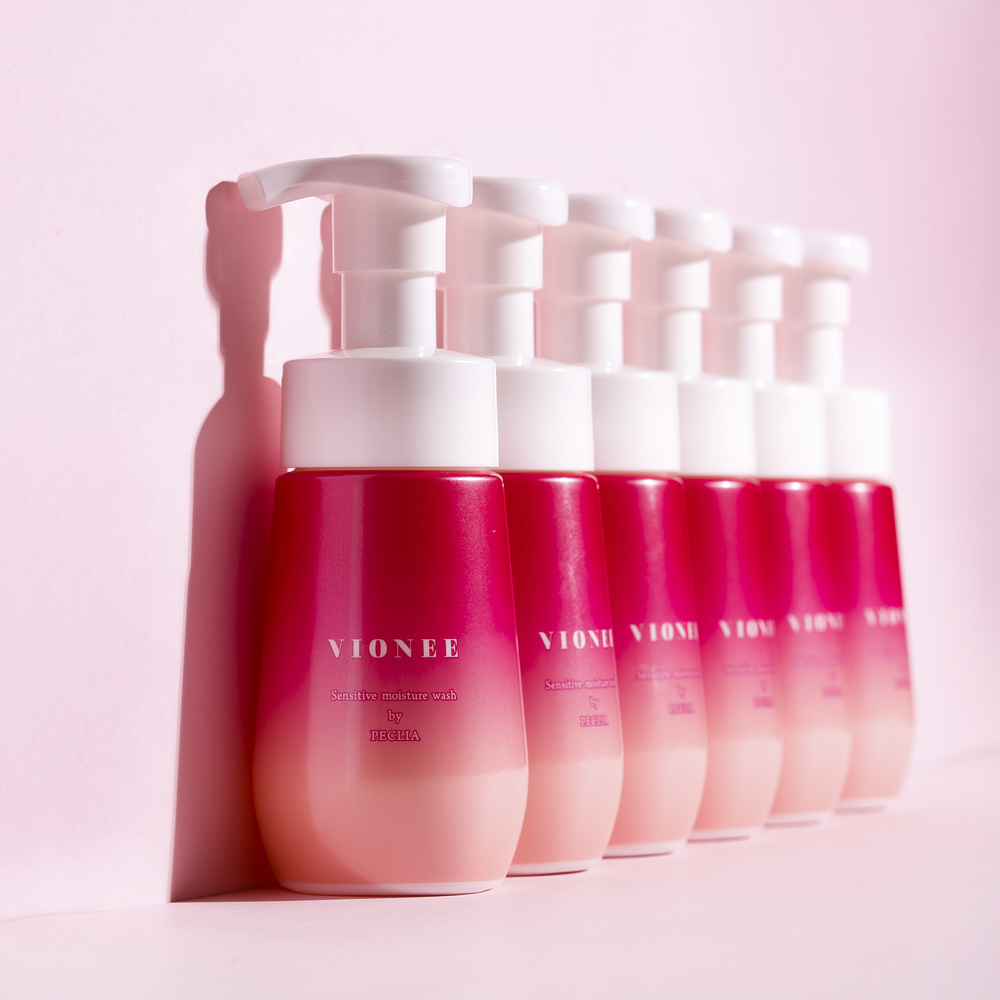 VIONEE ( PEQLIA) Увлажняющая пенка для для интимной гигиены ,чувствительной кожи Виони-Sensitive Moisture Wash, 150 мл