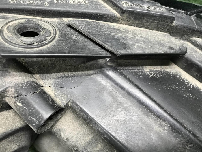 Фара правая VW Passat B7 (2011-2015) ксенон