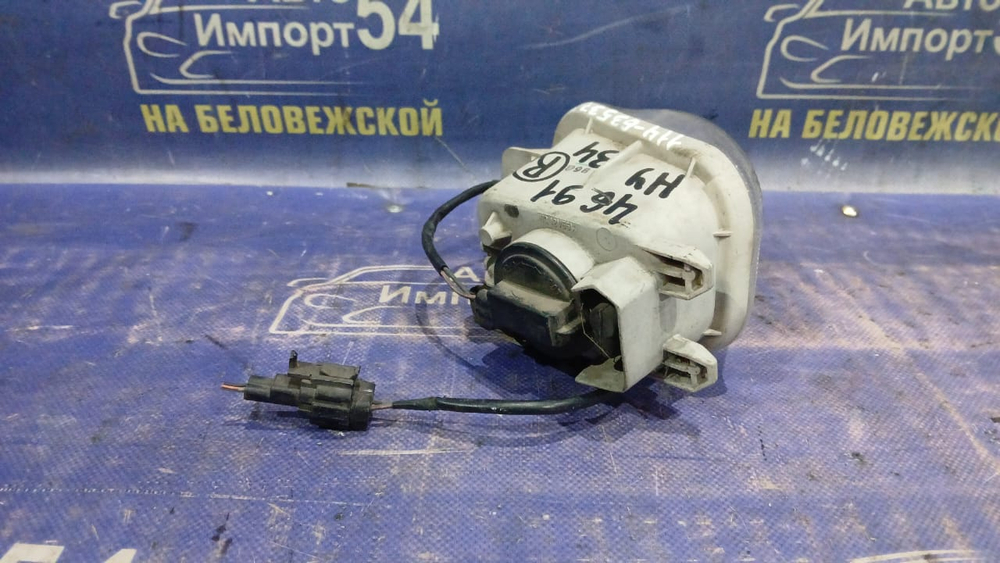 Туманка правая NISSAN GLORIA 1999-2001