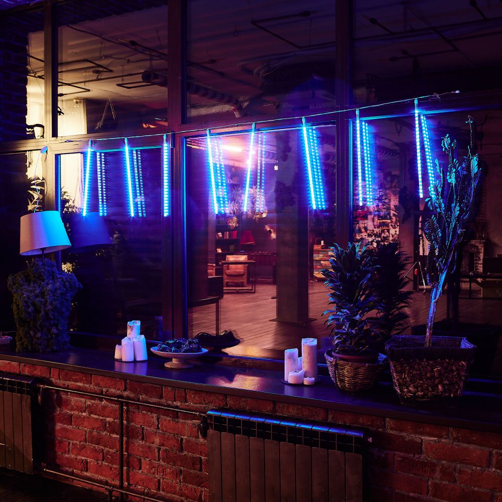 ULD-E2405-240-DTK BLUE IP44 METEOR Занавес светодиодный фигурный Падающие звезды. соединяемый. 2х0.5м. 8 подвесов. Синий свет. Провод прозрачный. TM Uniel.