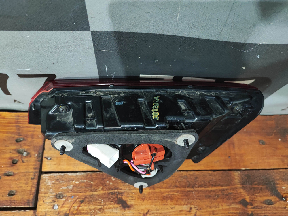 Фонарь задний левый Kia Rio 4 (FB) 20-нв Б/У Оригинал 92403H0500