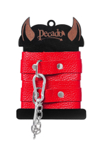 Красные кожаные наручники-браслеты со скруглёнными углами