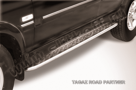 Пороги из нержавейки TAGAZ Road Partner (2008-2011) d42 с алюминиевым листом (черный цвет)