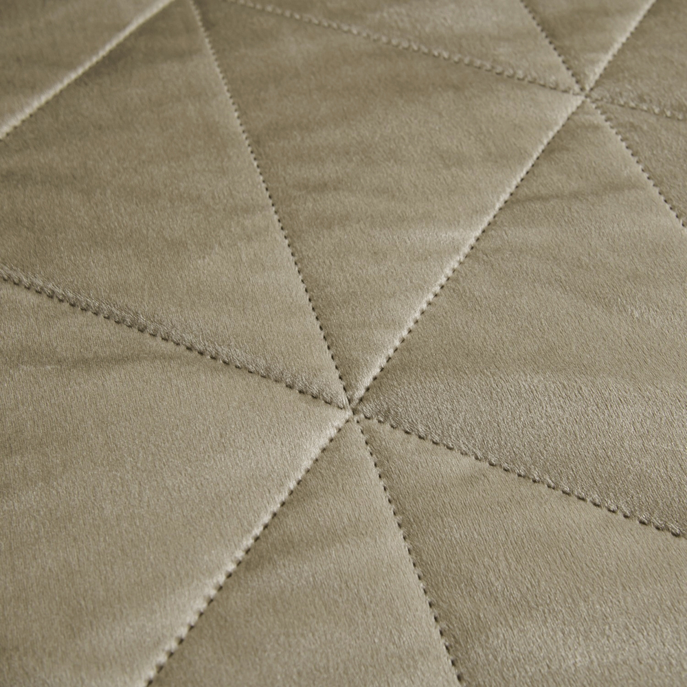 Велюровое покрывало в клетку OVL031, размер 240*260, наволочки 50-70 2 шт