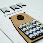 Открытка 3D, С Днем Рождения! (мишка с подарком)