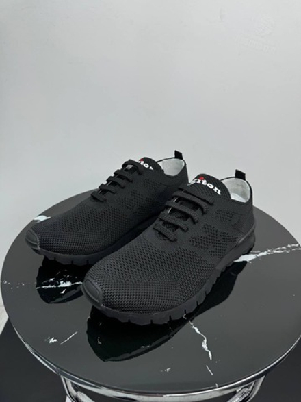 Кроссовки Kiton