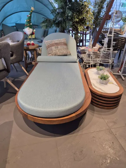 Шезлонг Spain, массив ироко, голубой матрас