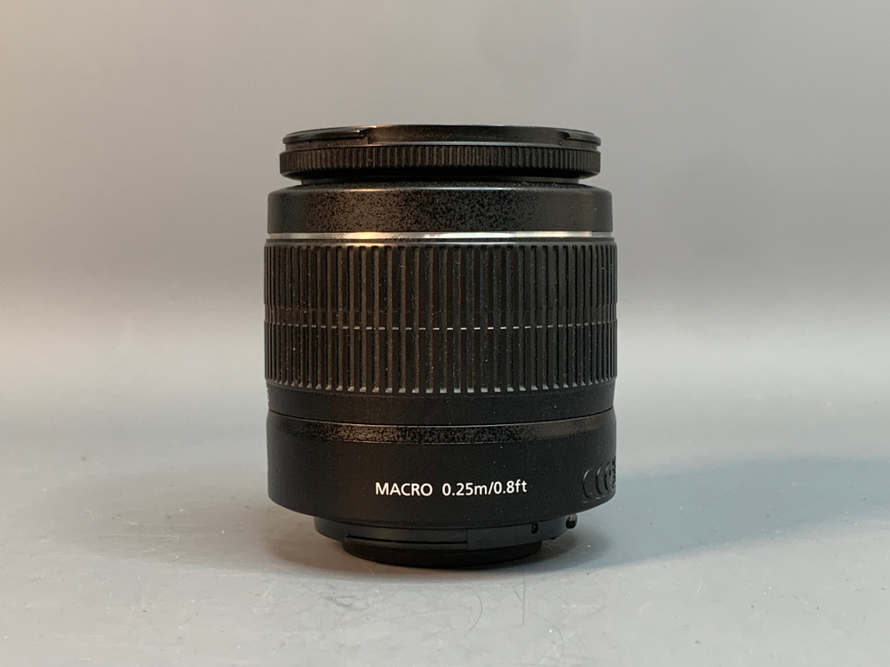 Canon EOS 600D kit 18-55mm 27.620 кадров