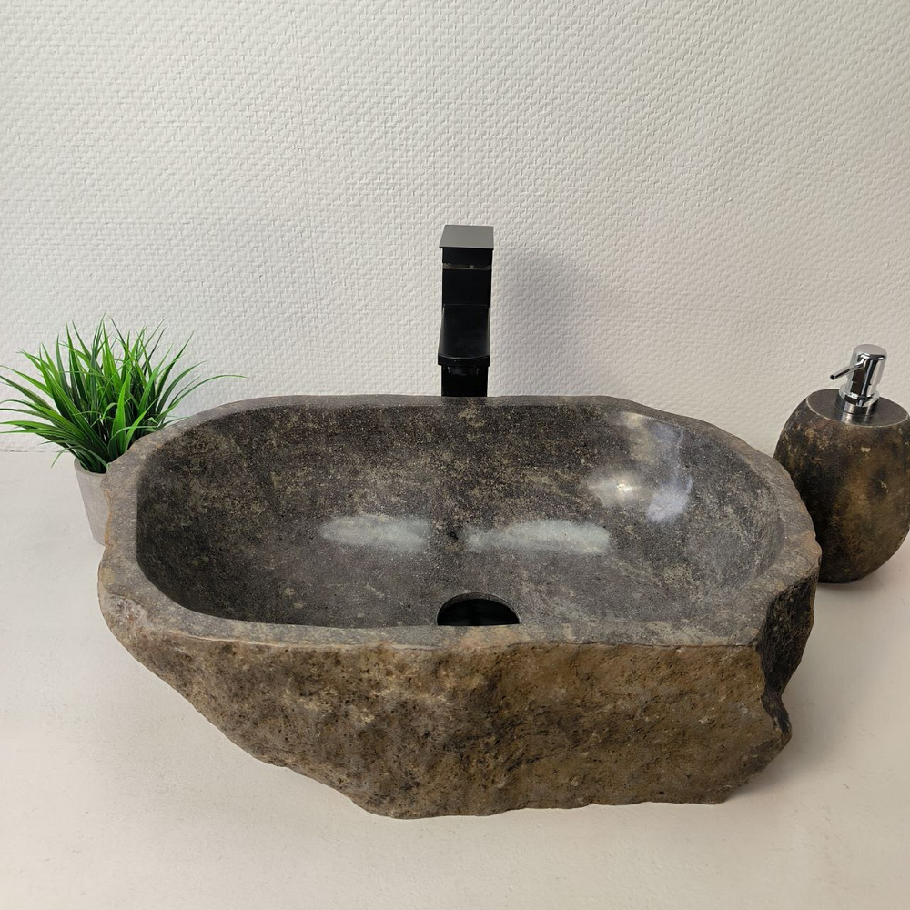Раковина из речного камня RS-66075 53х34х15 из натурального камня