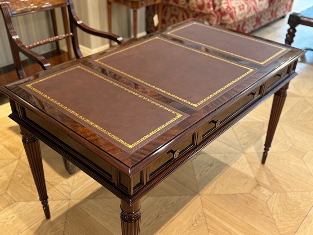 Письменный стол "Ирэн" с коричневой кожей