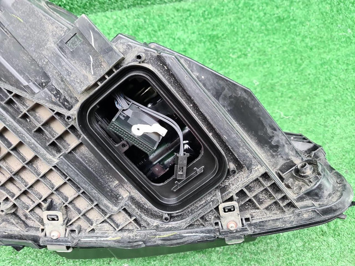 Фара левая Mercedes GLE V167 (2018-2024) LED