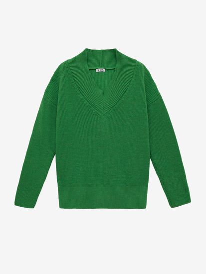 AIM с V-образным вырезом Цвет зеленый. 50% шерсть мериноса.