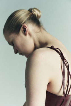 ZARA МИНИ-ТОП ИЗ 100% КОЖИ, ГРАНАТОВЫЙ