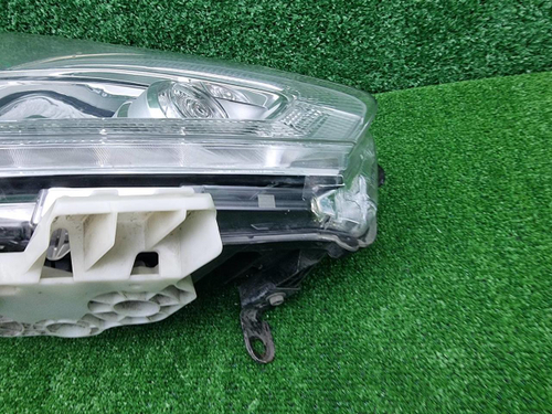 Фара правая Nissan Murano Z52 (2014-2022) LED