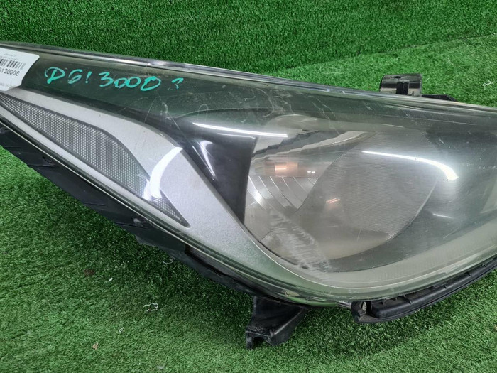 Фара правая Hyundai Solaris 2 (2017-2020) галоген