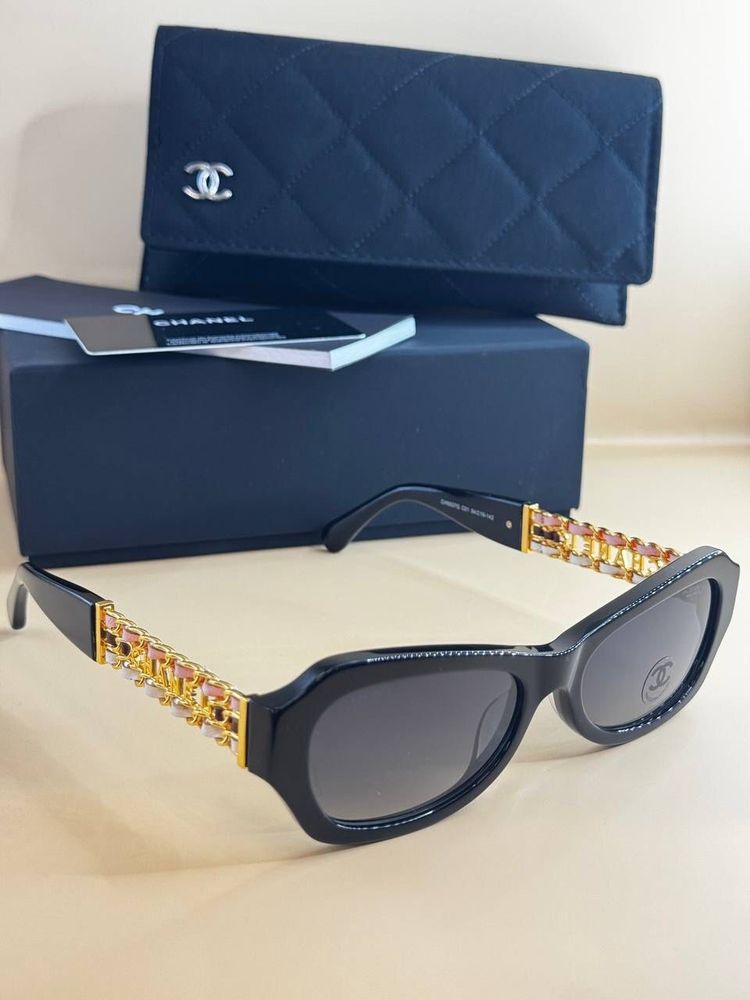 Солнцезащитные очки CHANEL