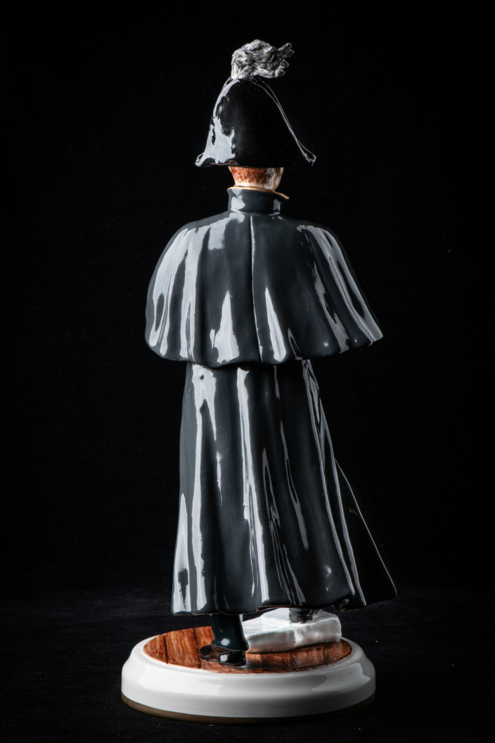 Статуэтка. Фарфор. Солдат. Беллинсгаузен Фаддей Фаддеевич - Русский флотоводец. Россия