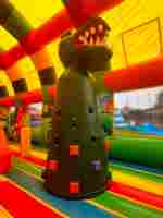 Коммерческий надувной батут «Страна Сафария» с крышей 14*7*6 м