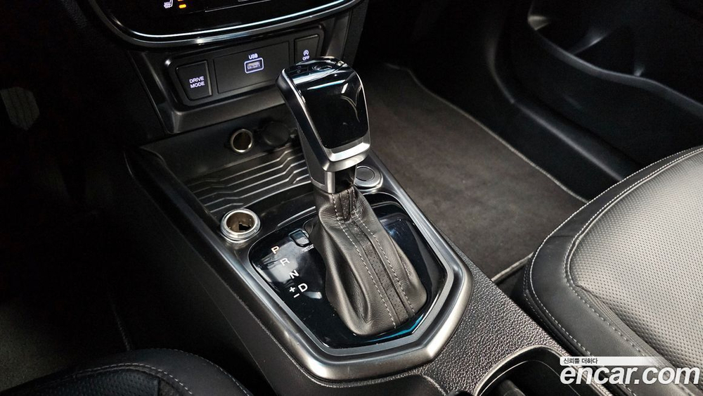 KG Mobility (Ssangyong) Very New Tivoli Бензин 1.5 2WD (03.2020)