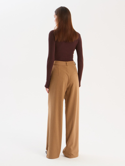 Брюки в полоску