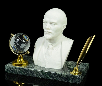 Письменный прибор из змеевика и мрамолита "Бюст Ленина" 155*85*130мм