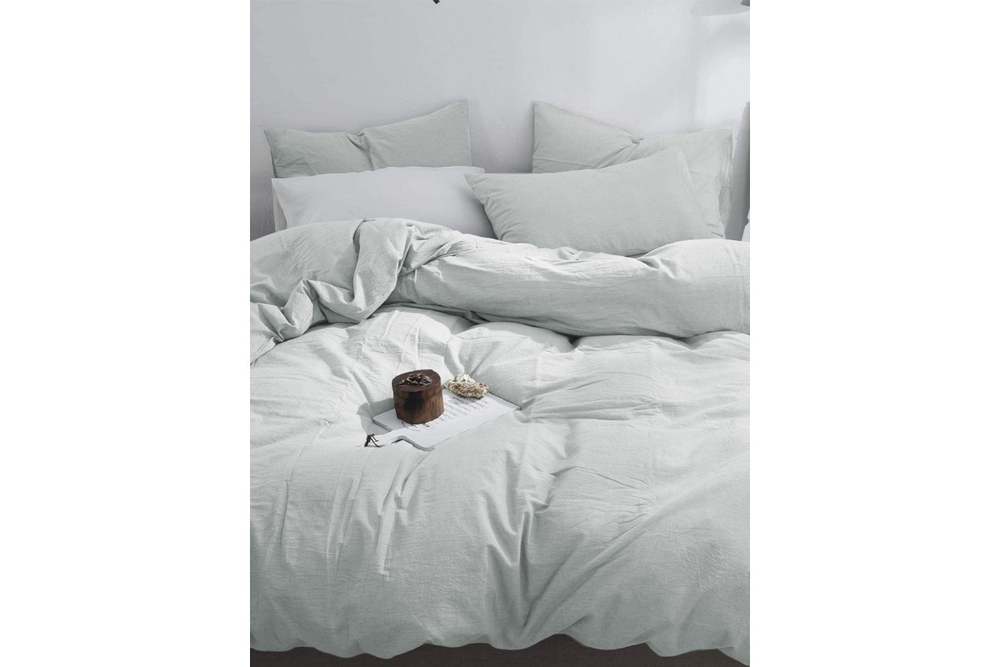 Постельное белье GoodNight Сатин Делюкс 1,5 сп. (с нав. 50х70) жемчужный