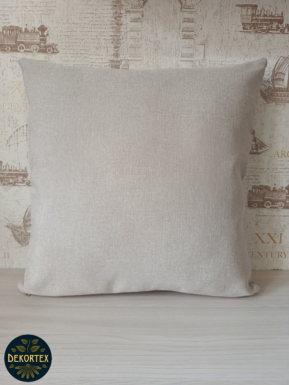 Декоративный гобеленовый чехол Шиповник 47х47